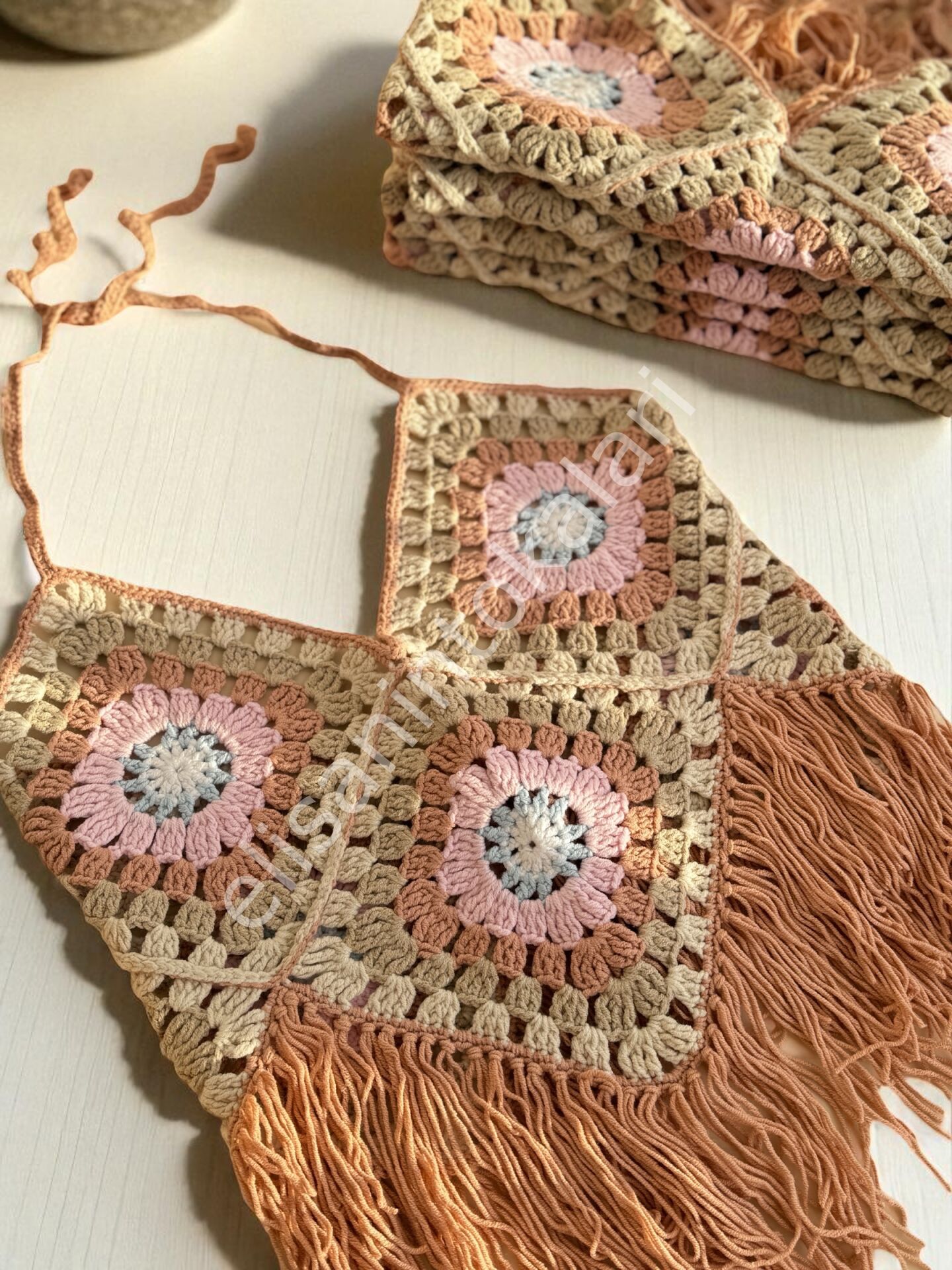 PASTEL BOHO CROCHET HALTER TOP