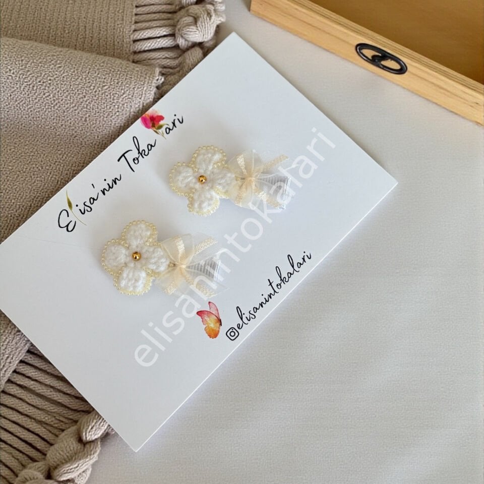 HANDMADE VINTAGE BOW HAIR CLIP