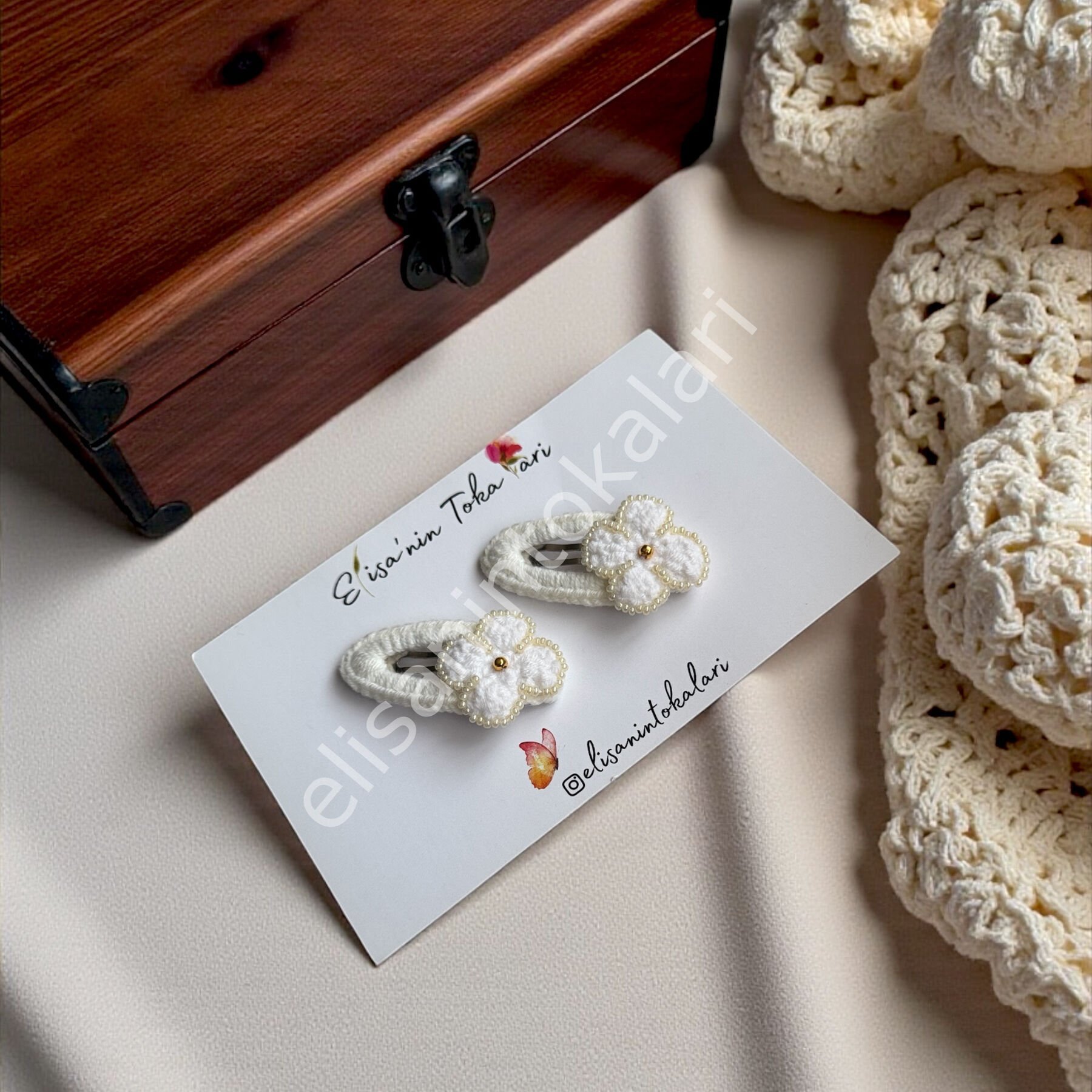 HANDMADE DAISY HAIR PIN