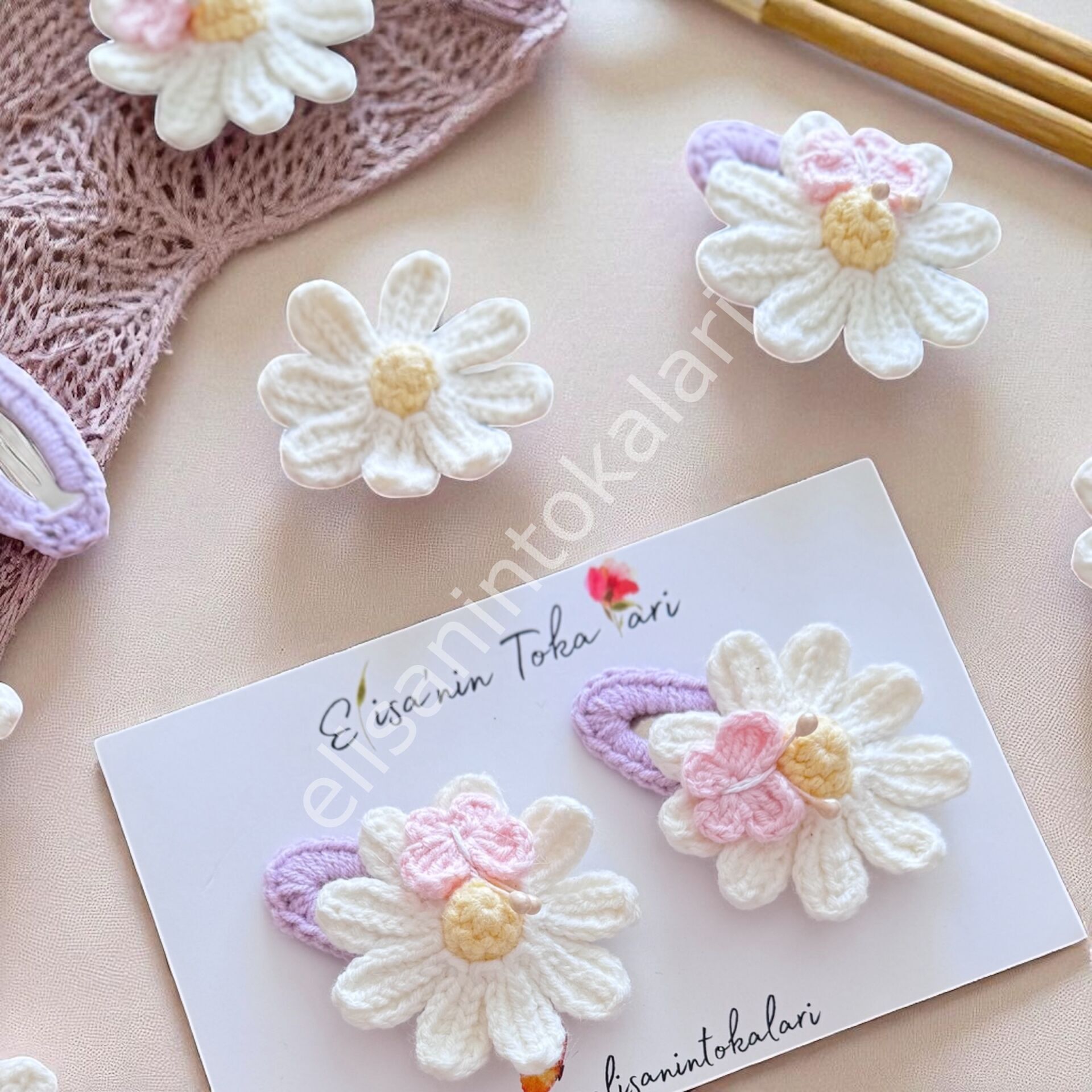DAISY BUTTERFLY HAIRPIN