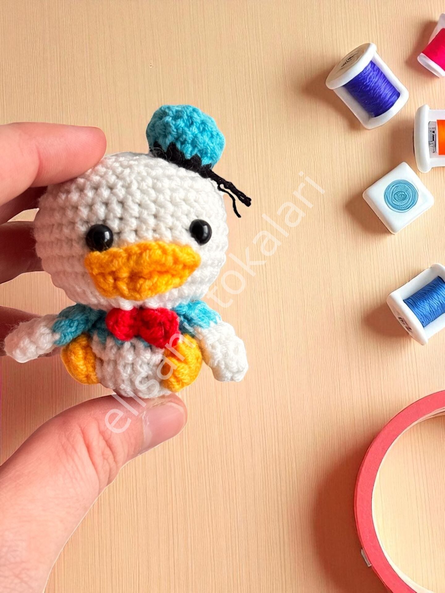 DONALD DUCK MİNİ KEYCHAİN 10 PCS