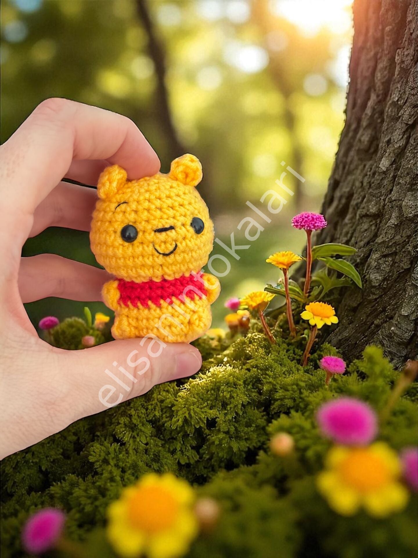 WİNNE THE POOH MINI KEYCHAIN 10 PCS