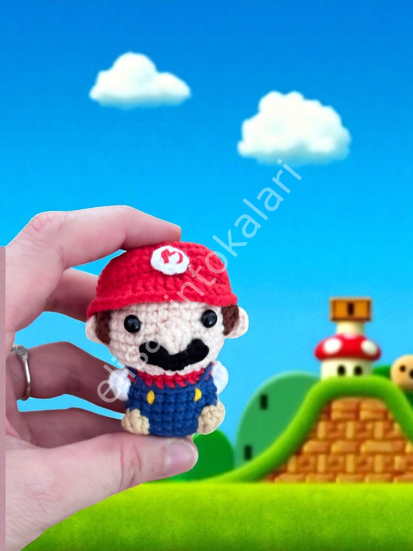 MARIO MINI KEYCHAIN 10 PCS
