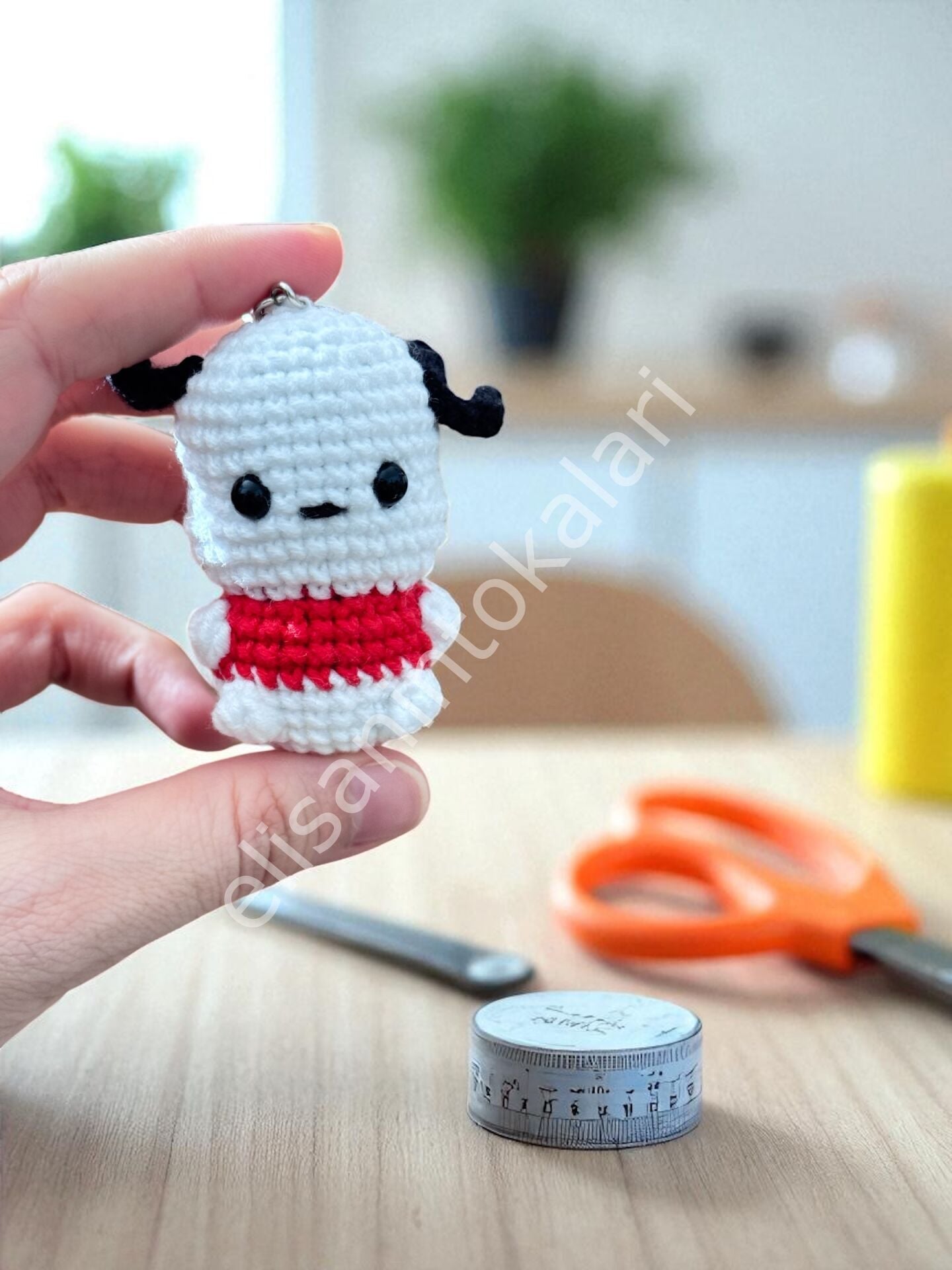 POCHACCO MINI KEYCHAIN 5 PCS