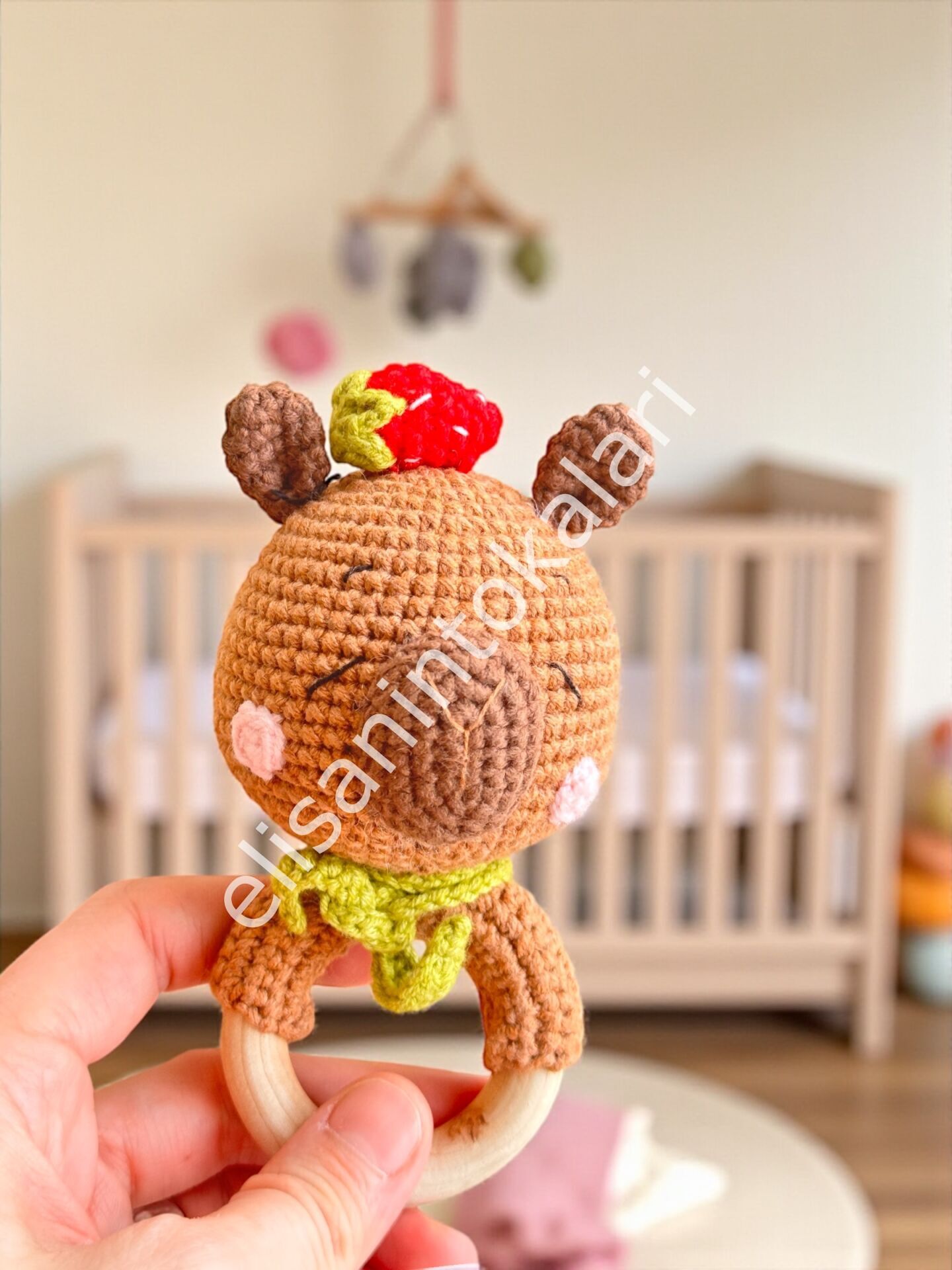 CAPPYBARA BABY RATTLE