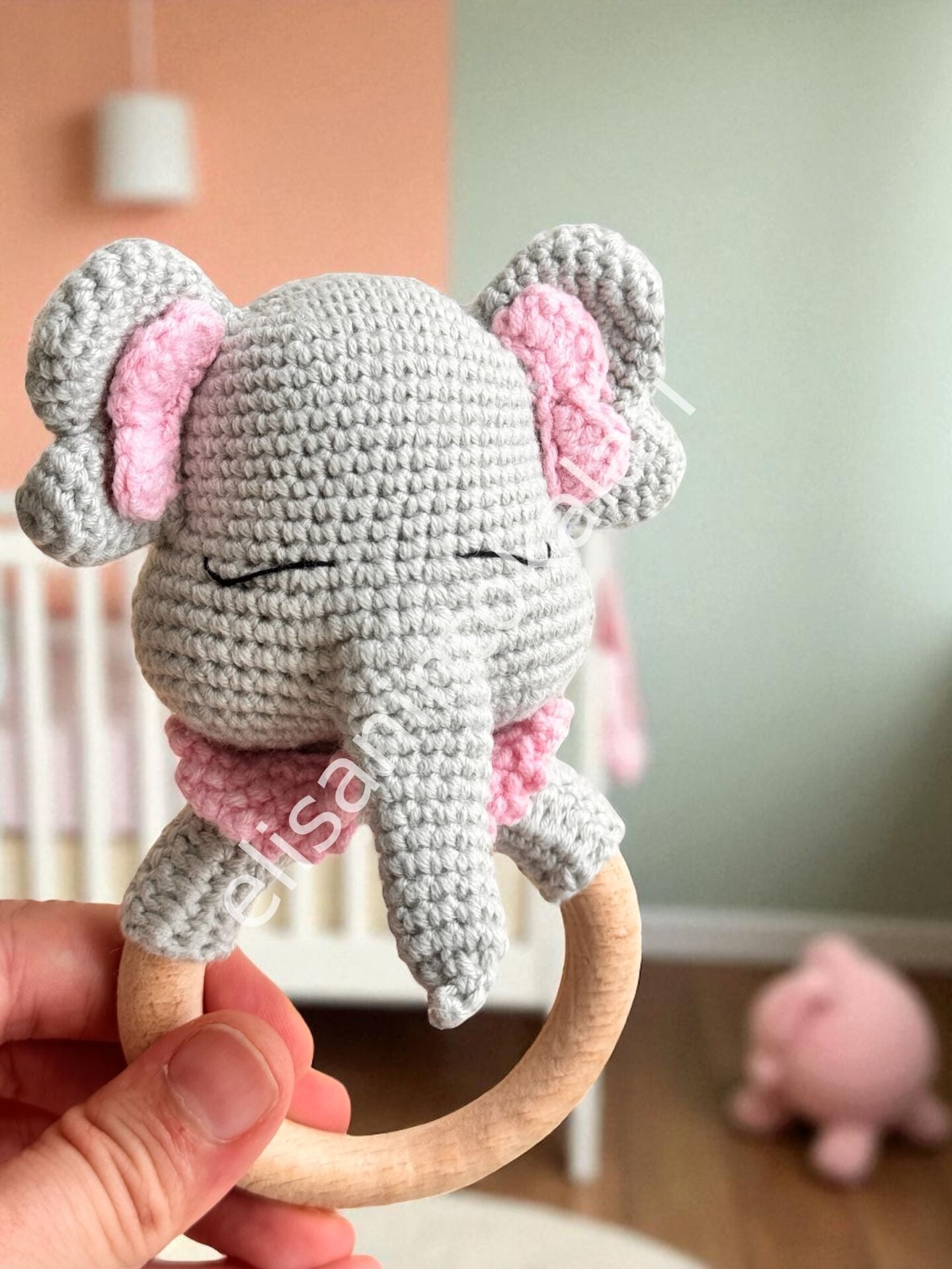 ELEPHANT AMIGURUMI BABY RATTLE 5 PCS