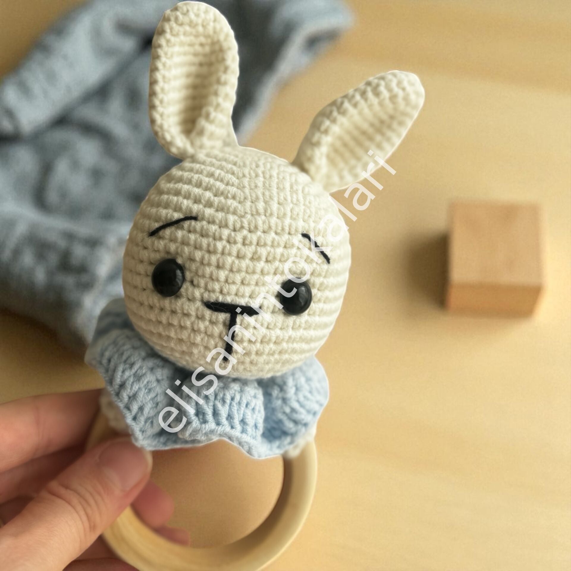 BUNNY AMIGURIMI BABY RATTLE 5 PCS